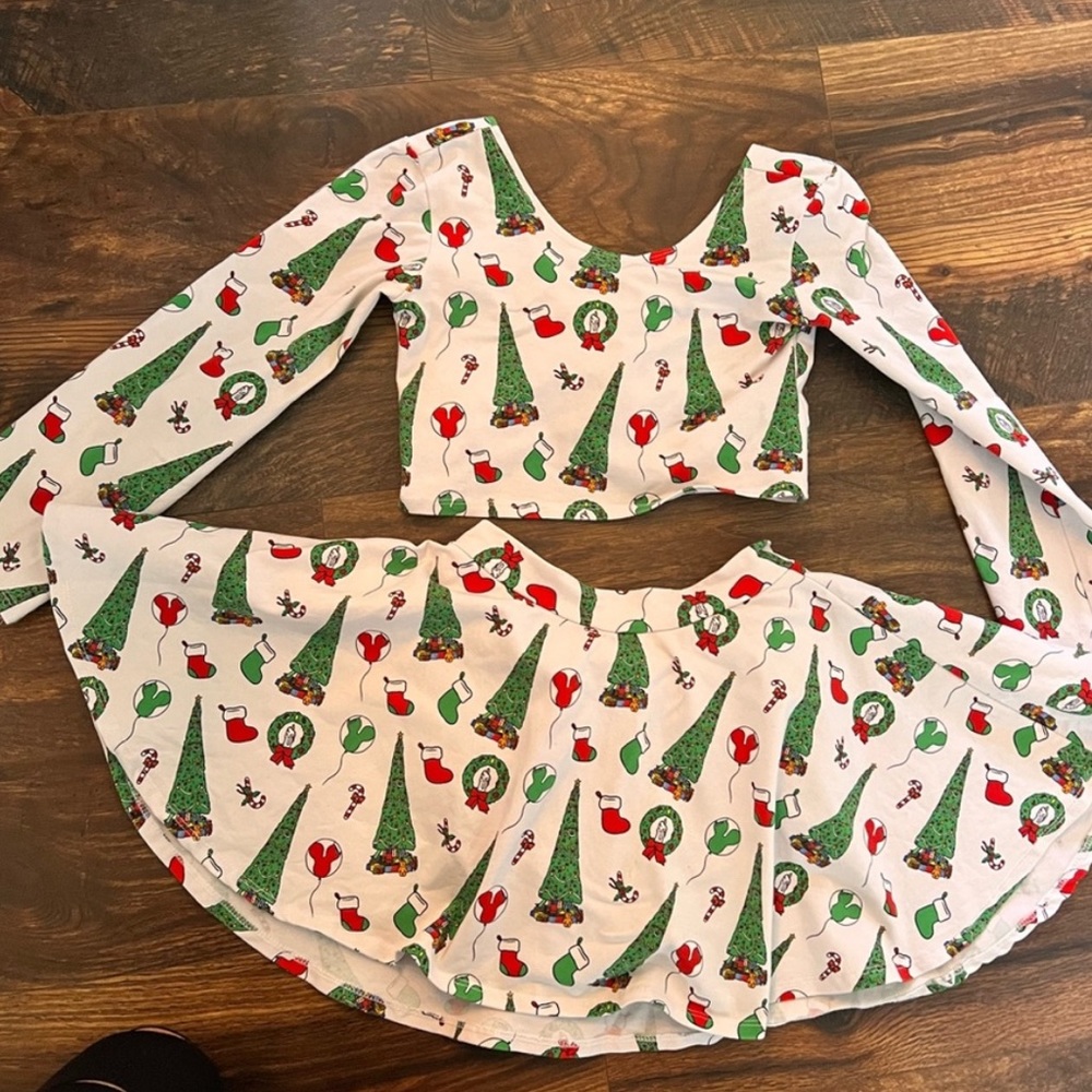 Spoiled and Flashy two piece skort set. Disney Christmas - 5/6 or 7/8
